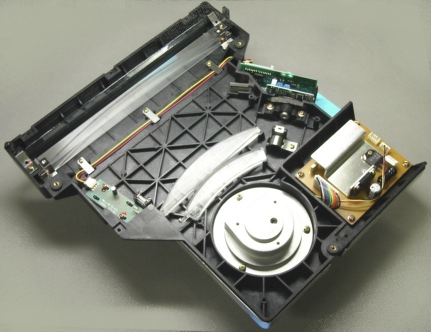 کثیف شدن لنزهای یونیت لیزر